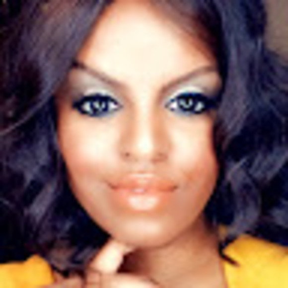 Meet your Posher, Amy - Picture 1 of 1